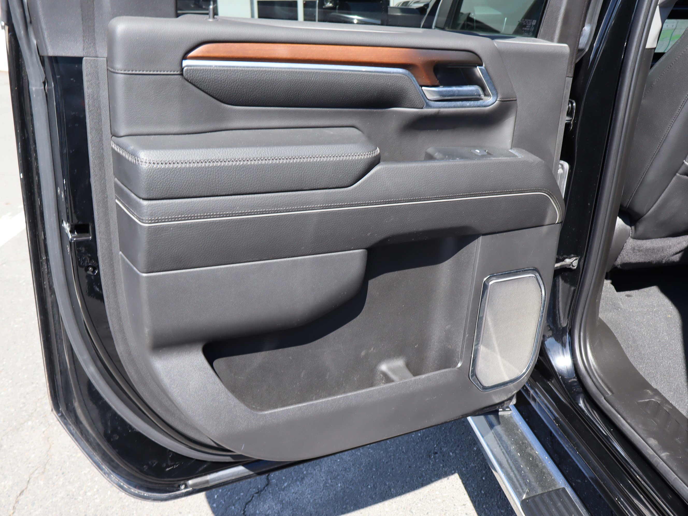 Certified 2024 GMC Sierra 2500 Denali w/ Denali Reserve Package image 35