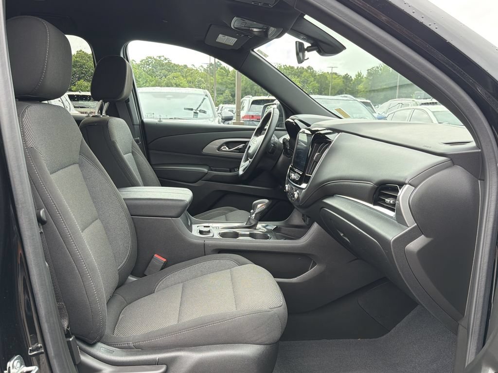 Used 2023 Chevrolet Traverse LT AWD/4WD image 20