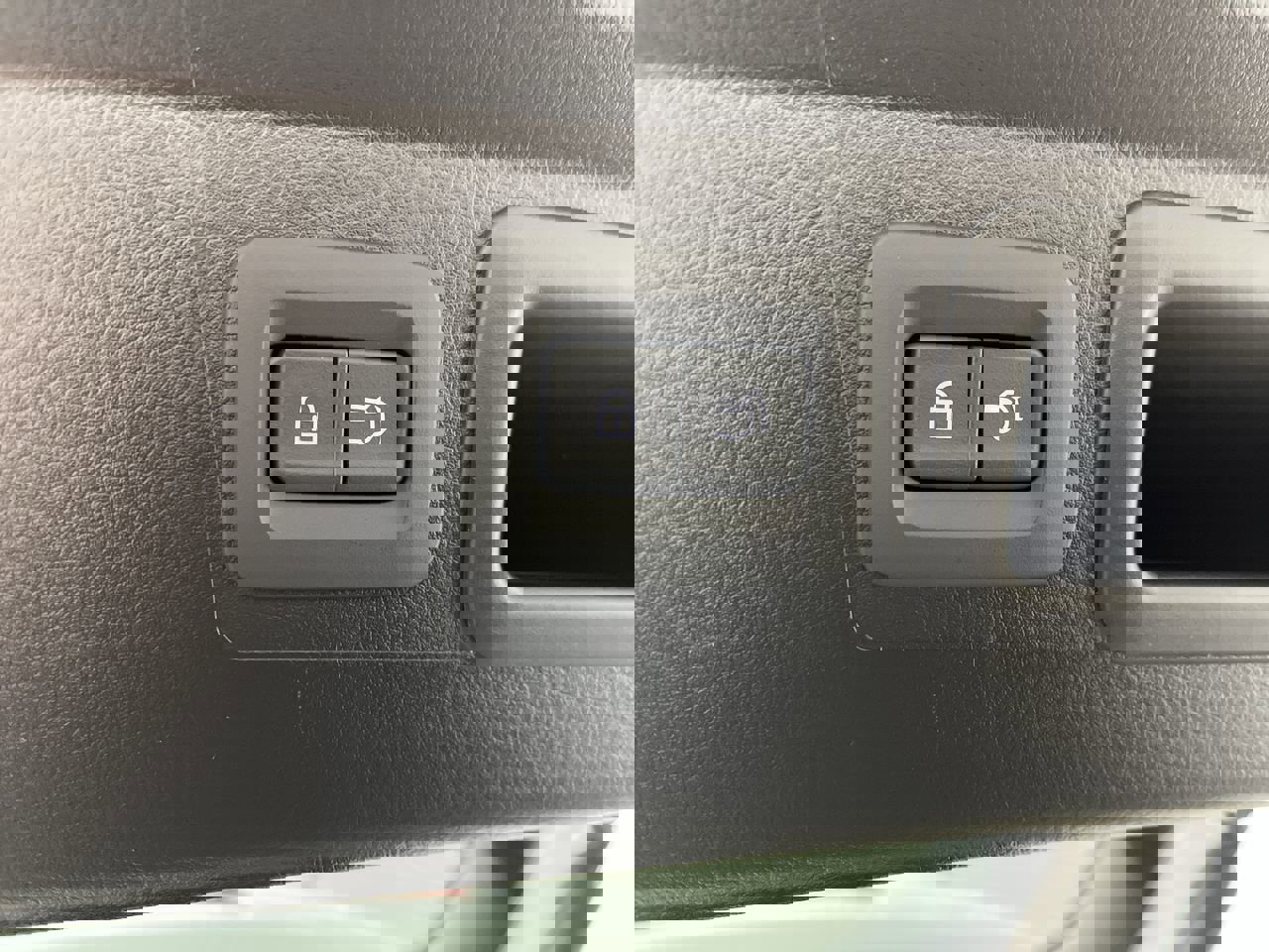 New 2025 MAZDA CX-50 AWD 2.5 Hybrid w/ Weather Package image 31