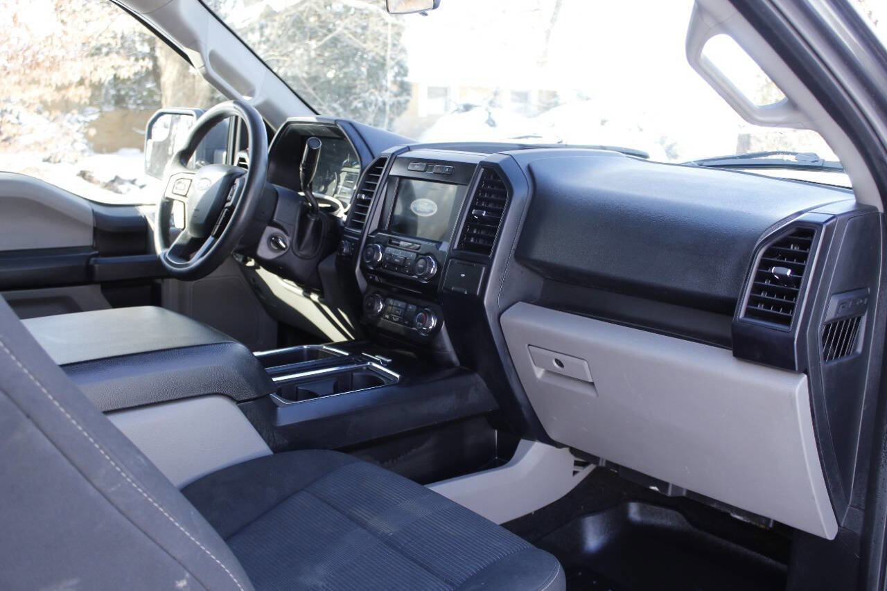 Used 2017 Ford F150 XL w/ Equipment Group 101A Mid AWD/4WD image 36