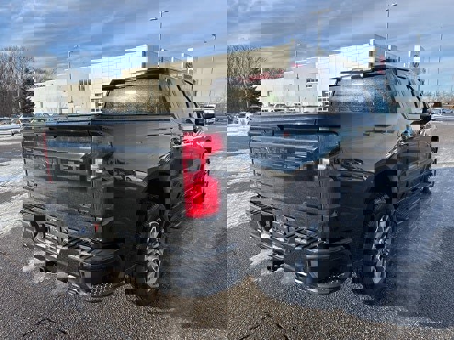 Used 2022 Chevrolet Silverado 1500 RST image 14