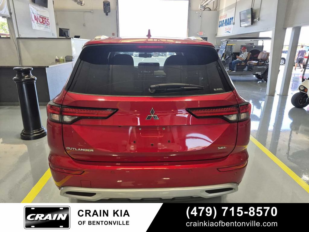 Used 2023 Mitsubishi Outlander SEL AWD/4WD image 9