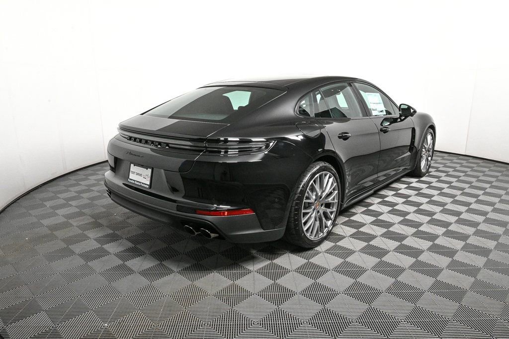 New 2026 Porsche Panamera image 29