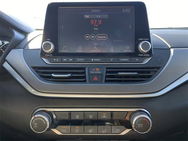 Used 2024 Nissan Altima 2.5 SR image 23