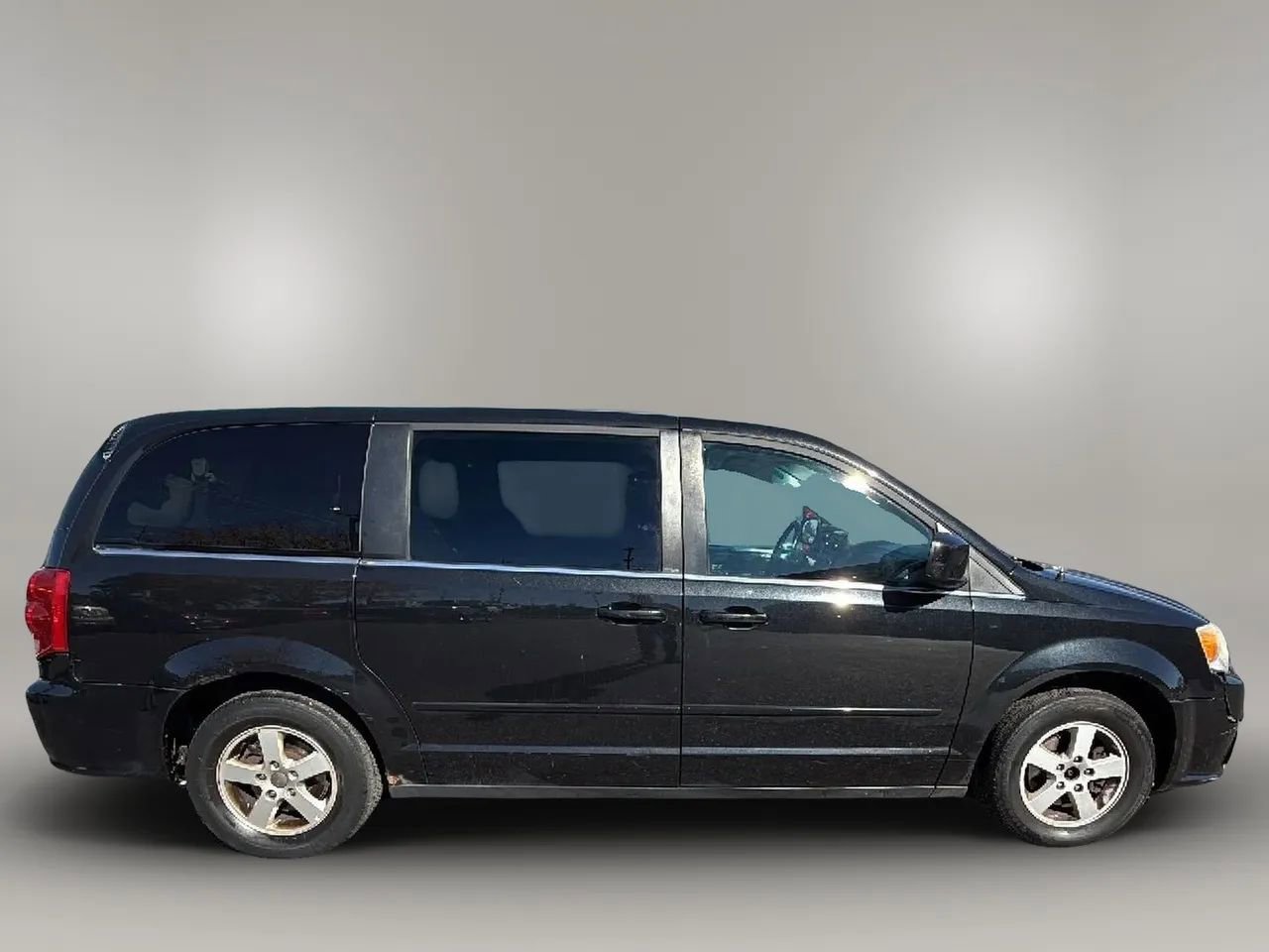 Used 2012 Dodge Grand Caravan Crew image 11