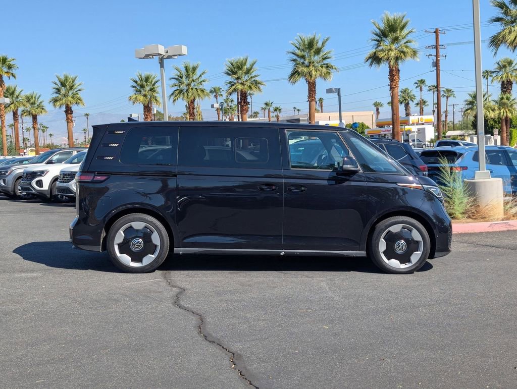 New 2025 Volkswagen ID. Buzz Pro S video 2