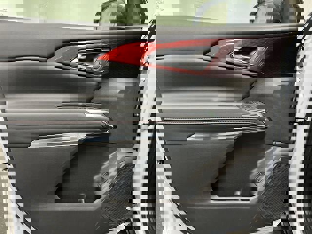 New 2026 Chevrolet Traverse Z71 w/ Driver Confidence Package image 22