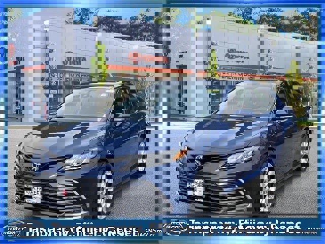 Certified 2023 Toyota Camry LE image 4