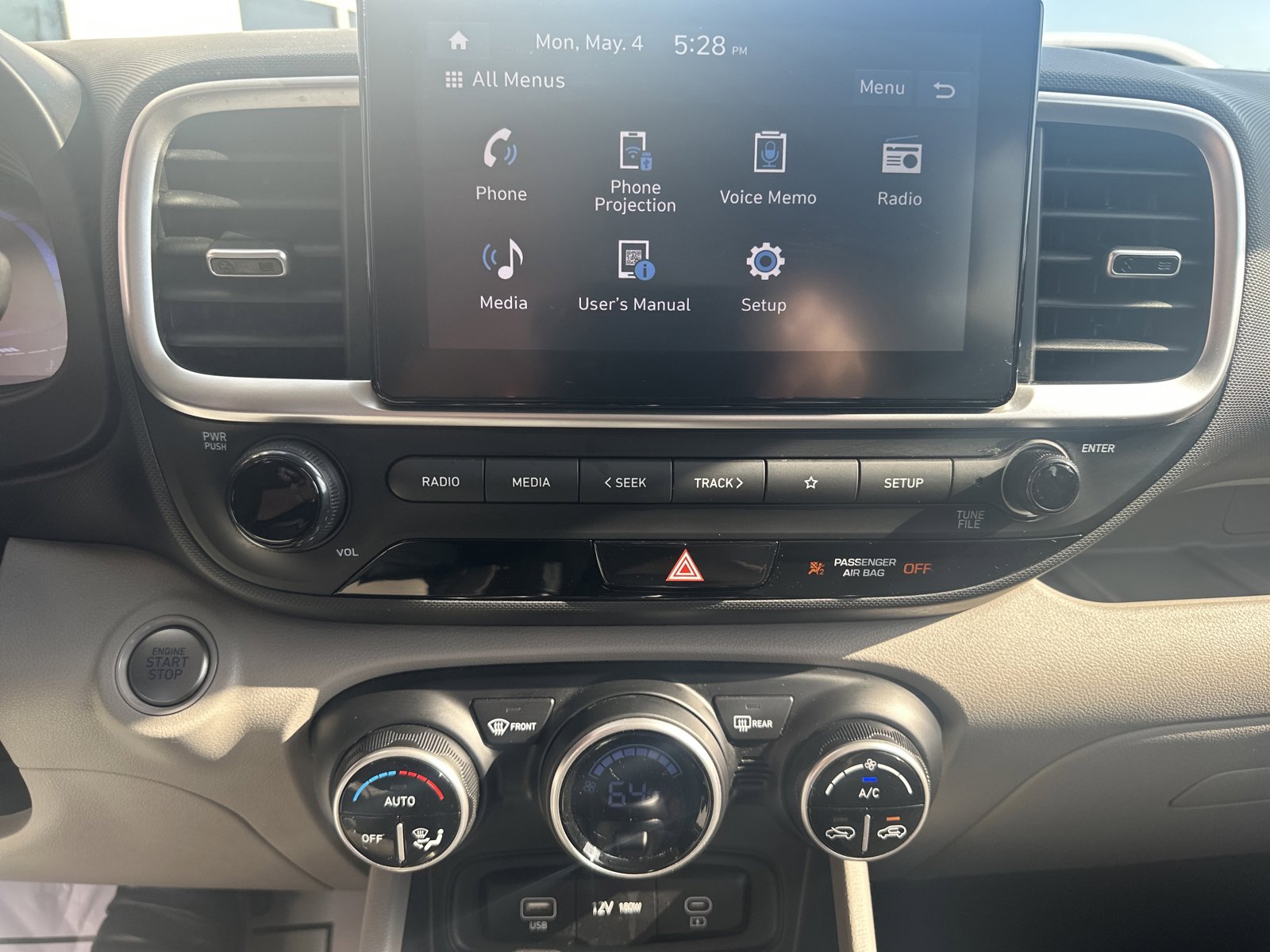 Used 2025 Hyundai Venue SEL FWD image 15