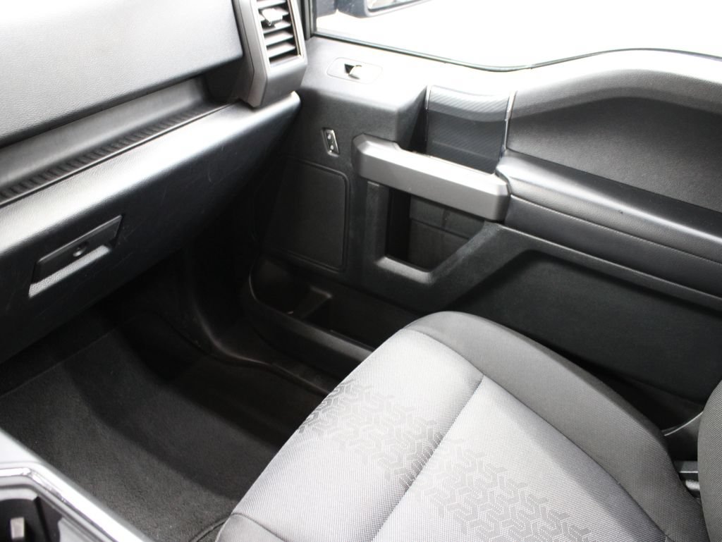 Used 2020 Ford F150 XLT w/ Equipment Group 302A Luxury AWD/4WD image 28
