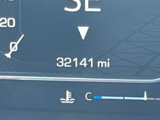 Certified 2025 GMC Sierra 1500 SLT image 33