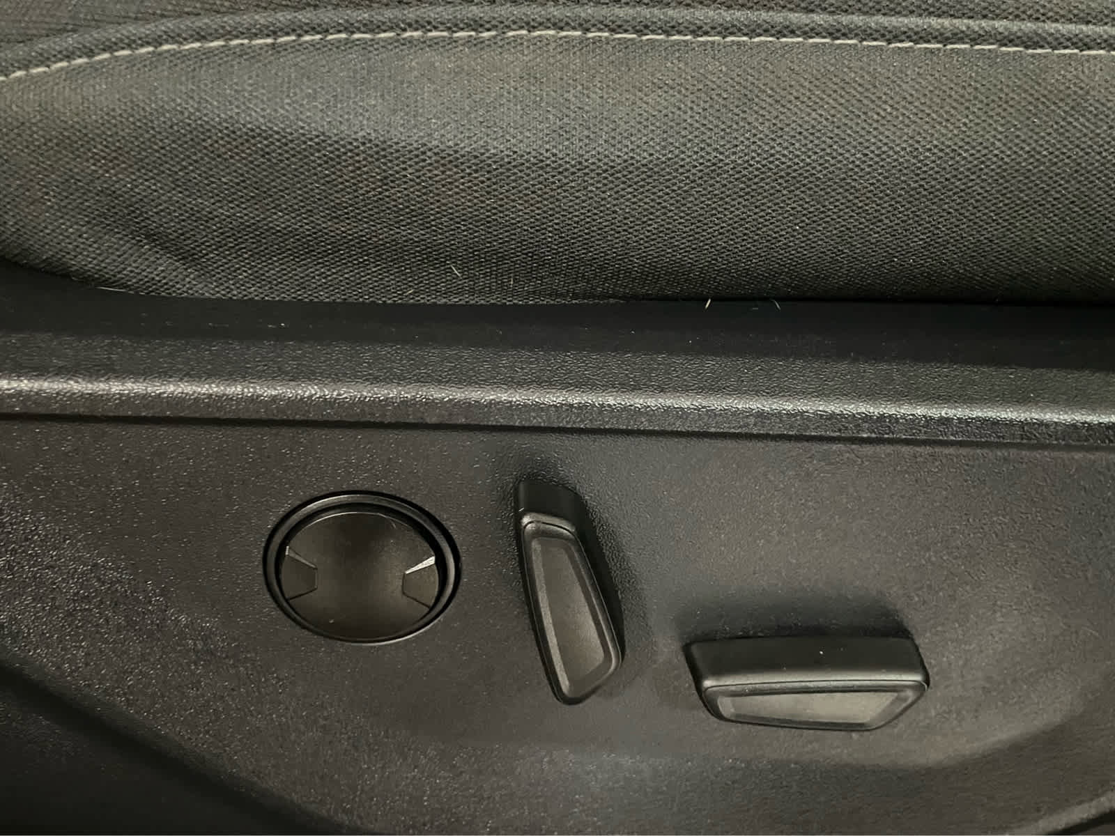 Used 2023 Ford F150 XLT w/ Equipment Group 302A High image 39