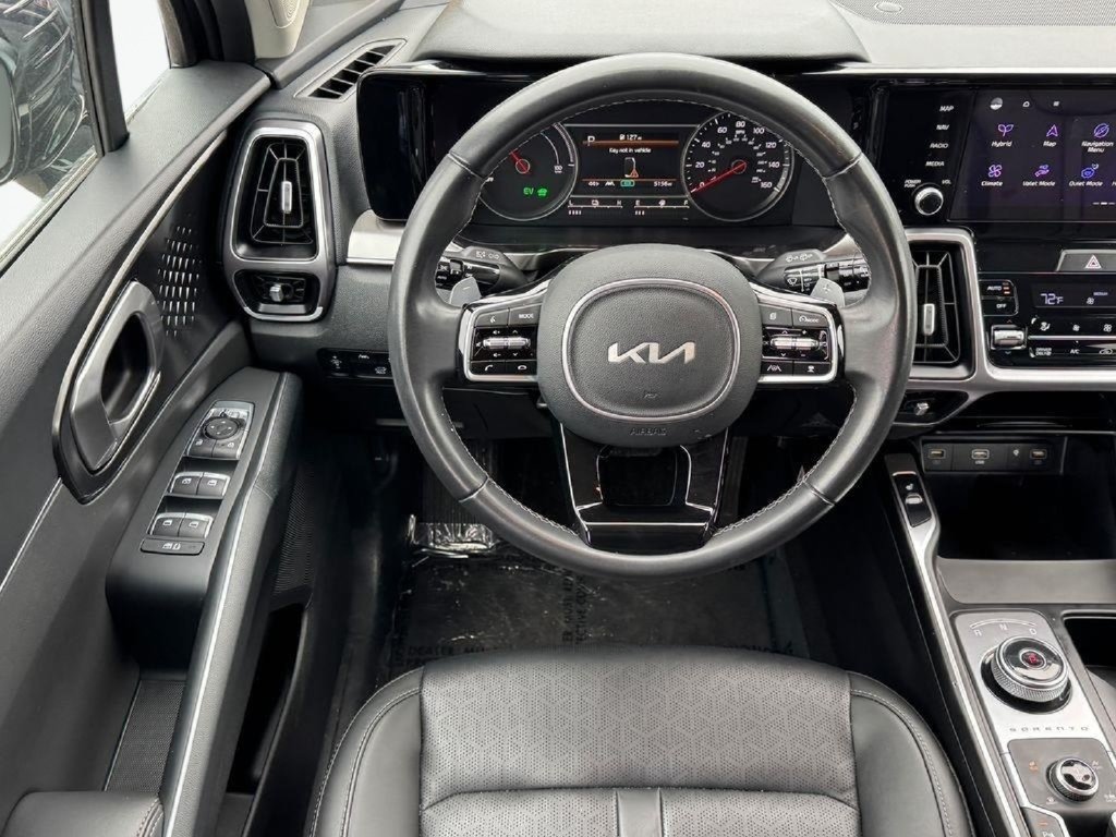 Used 2023 Kia Sorento EX AWD/4WD image 14