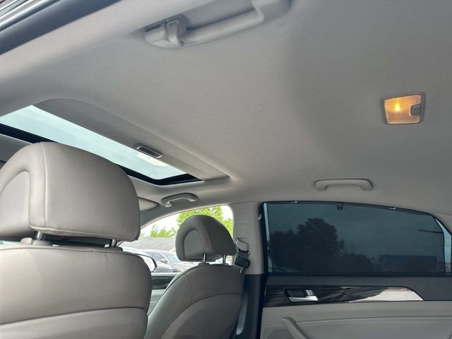 Used 2017 Hyundai Sonata Limited w/ Tech Package 03 image 12