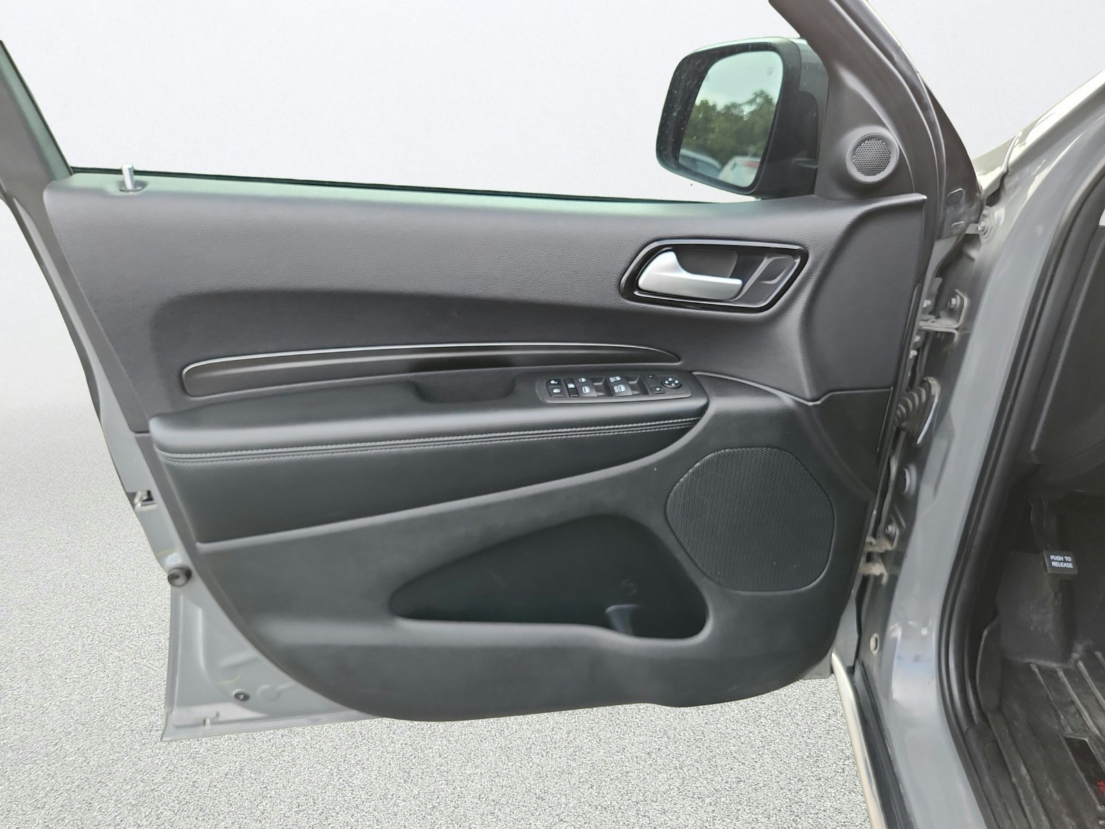 Used 2022 Dodge Durango SXT AWD/4WD image 35