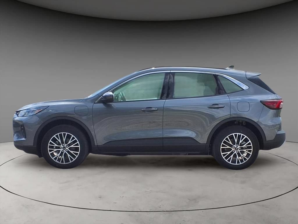New 2024 Ford Escape SE FWD image 2