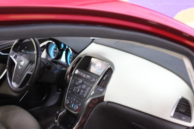 Used 2015 Buick Verano Leather FWD image 12