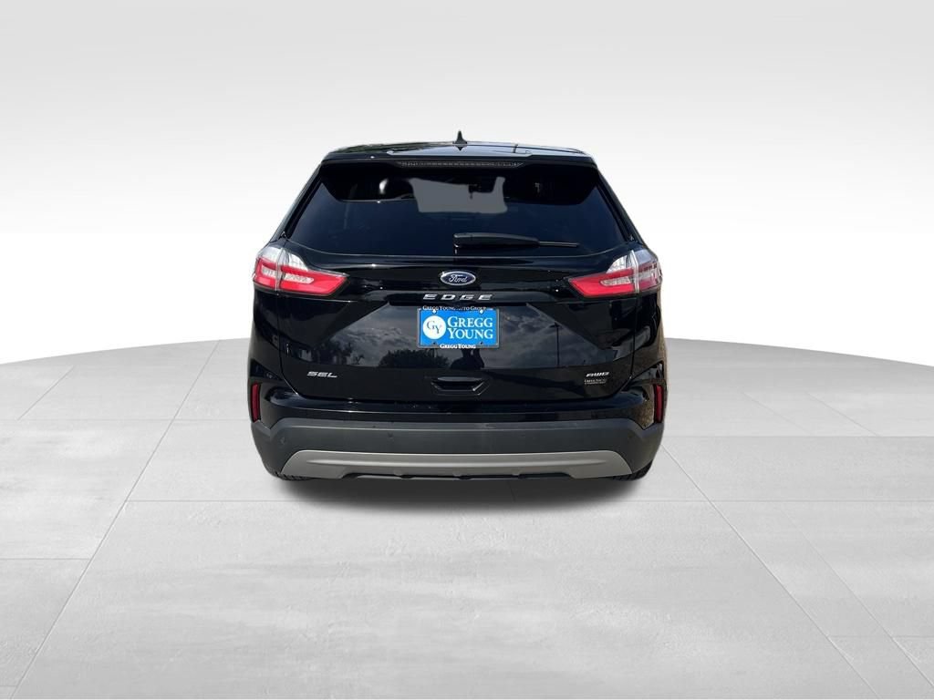 Used 2023 Ford Edge SEL AWD/4WD image 5