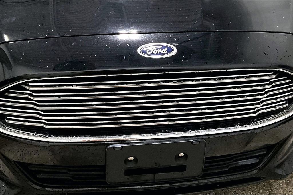 Used 2016 Ford Fusion SE image 30