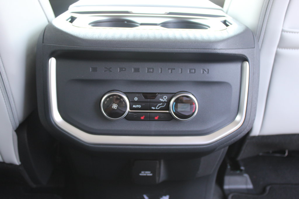 New 2027 Ford Expedition Max Platinum AWD/4WD image 15