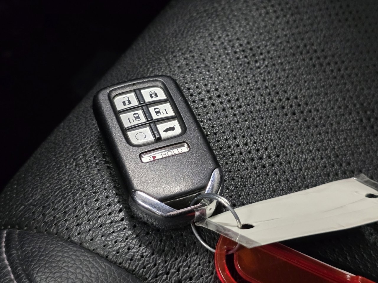 Used 2023 Honda Odyssey Elite image 34