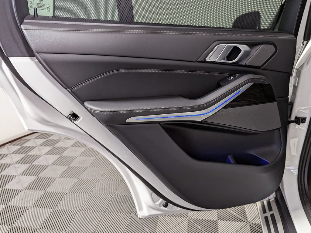 Certified 2024 BMW X5 xDrive40i w/ Executive Package AWD/4WD image 46