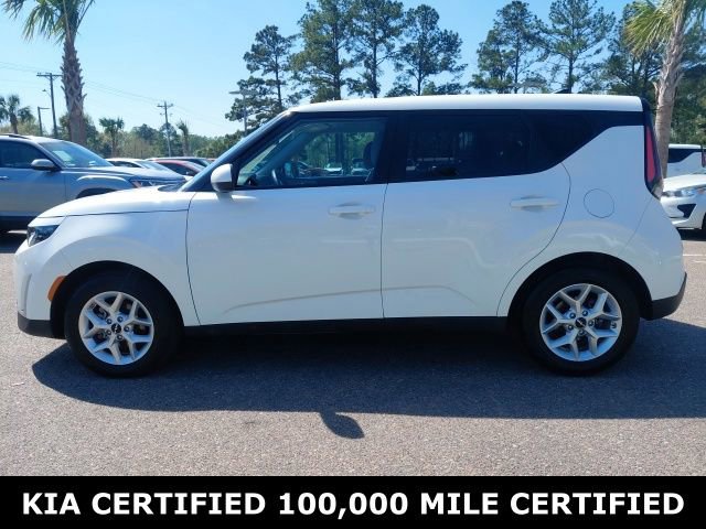 Certified 2025 Kia Soul LX w/ LX Technology Package FWD image 8