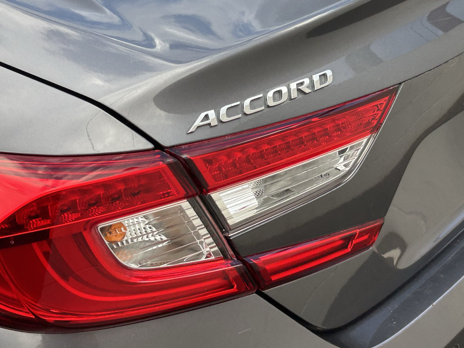 Used 2022 Honda Accord EX-L image 8