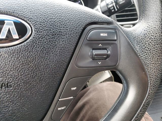 Used 2016 Kia Forte LX image 13