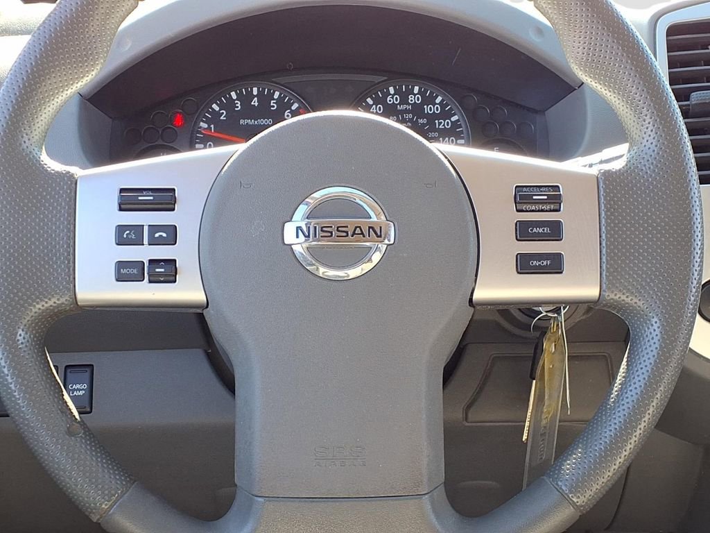 Used 2019 Nissan Frontier SV image 17