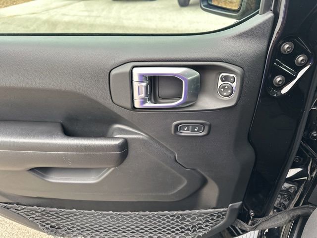 Used 2021 Jeep Gladiator Sport image 28