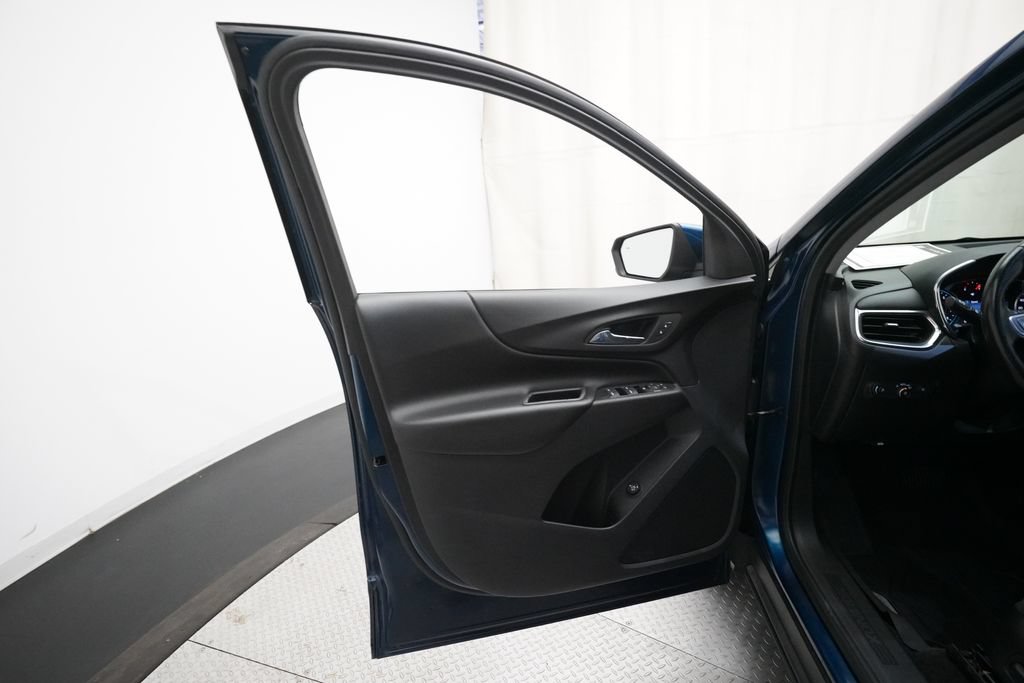 Used 2020 Chevrolet Equinox LT AWD/4WD image 28