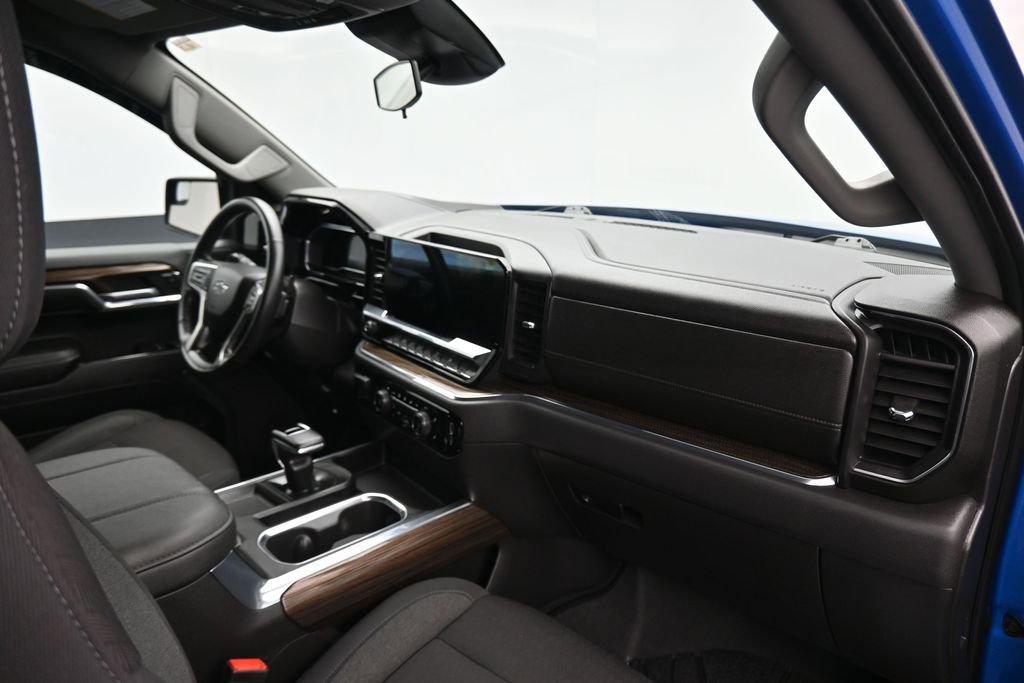 Used 2023 Chevrolet Silverado 1500 RST AWD/4WD image 43