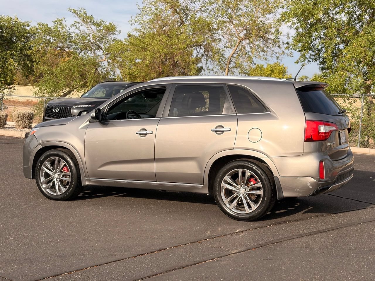 Used 2014 Kia Sorento SX FWD image 4