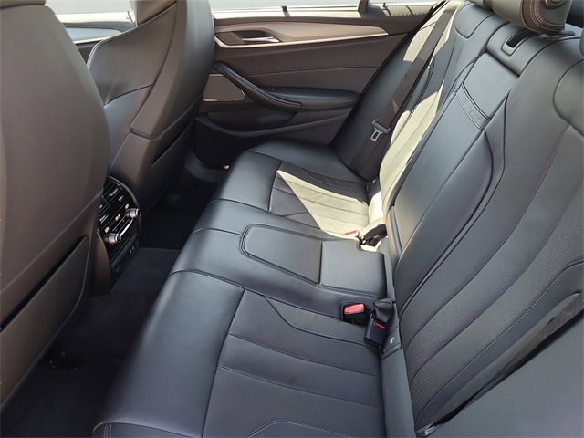 Used 2022 BMW M5 w/ Executive Package image 11