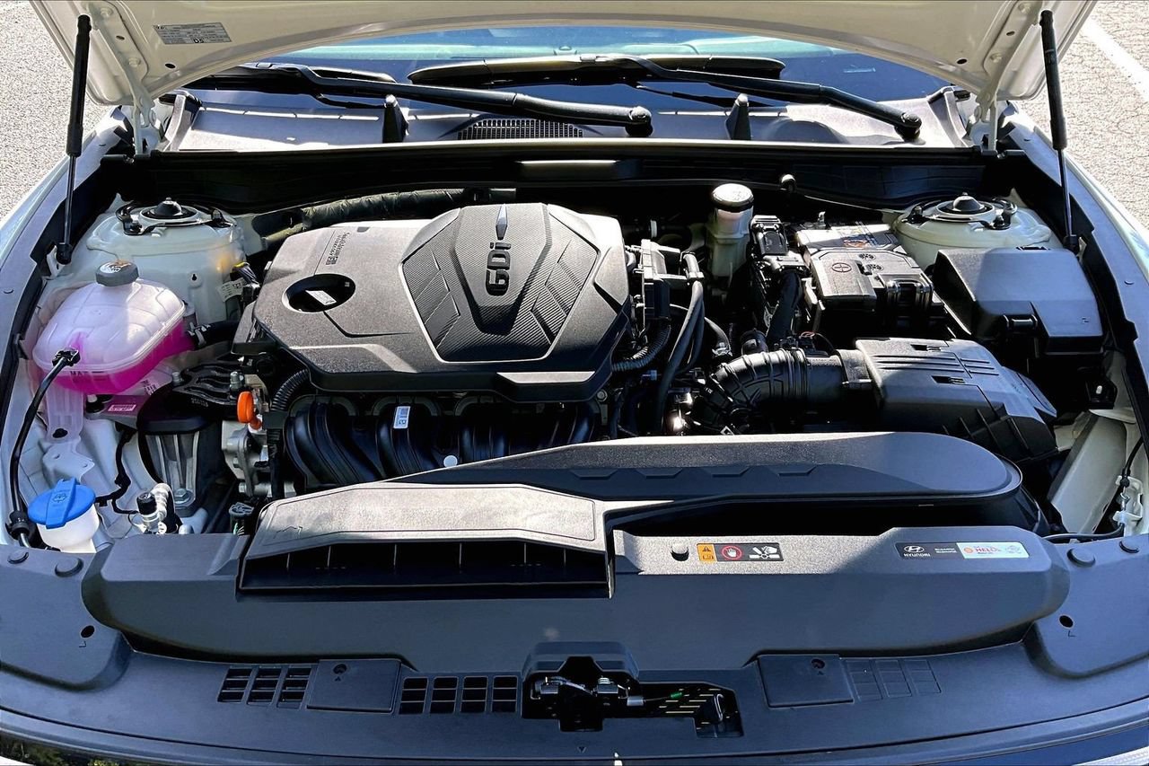 Used 2025 Hyundai Sonata SEL FWD image 35