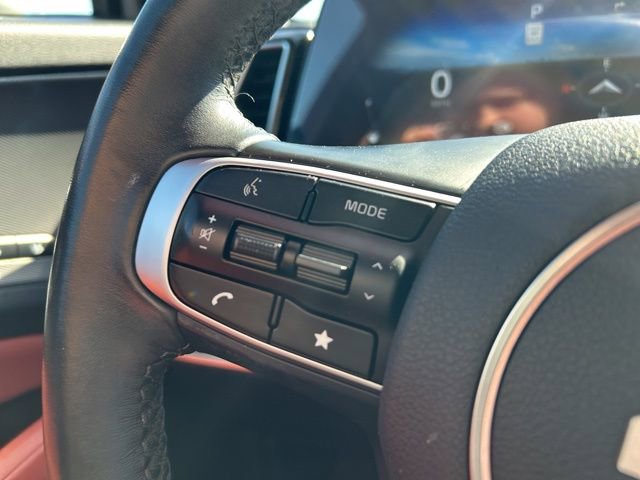 Used 2025 Kia Sportage SX FWD image 22