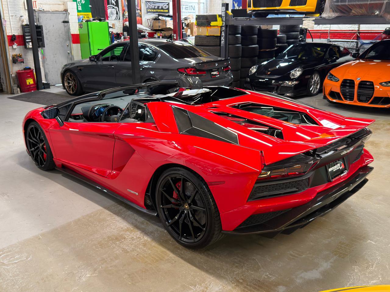 Used 2019 Lamborghini Aventador S AWD/4WD image 11