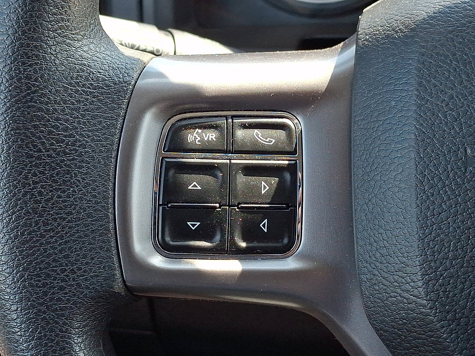 Used 2024 RAM 1500 Classic SLT AWD/4WD image 20