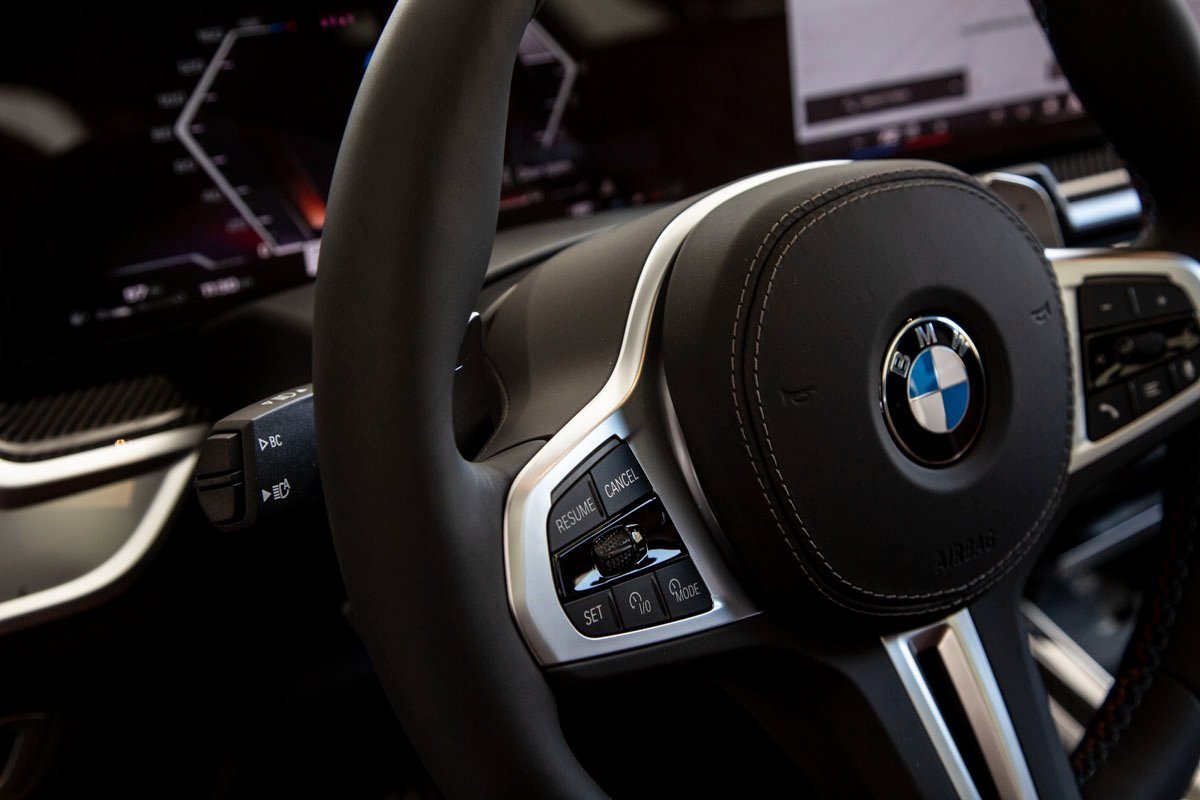 New 2026 BMW X7 M60i image 17