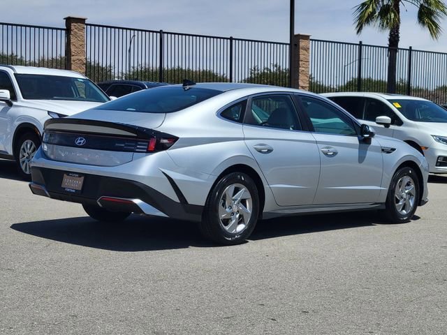 New 2026 Hyundai Sonata SE FWD image 4