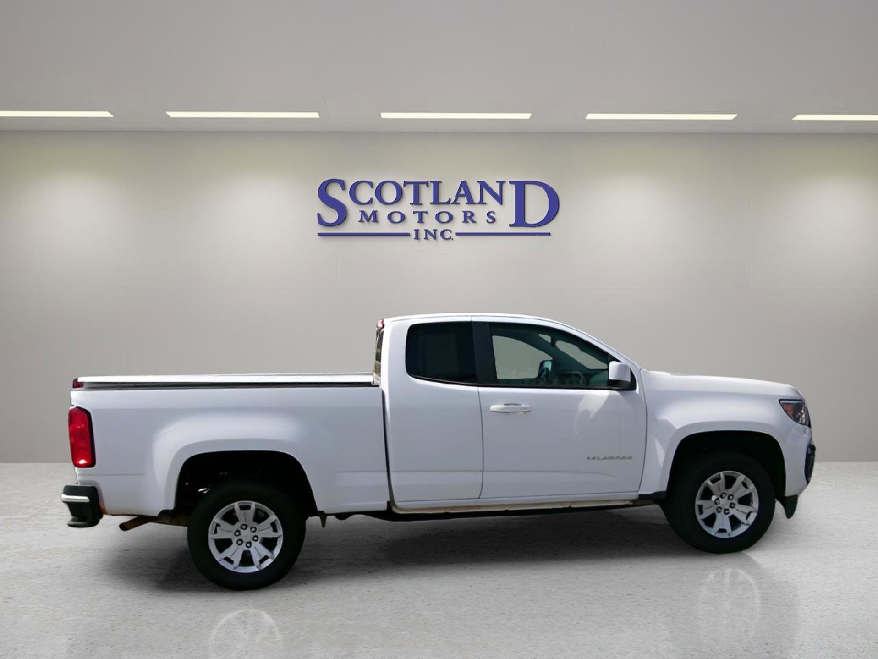 Used 2022 Chevrolet Colorado LT w/ Fleet Safety Package RWD image 5