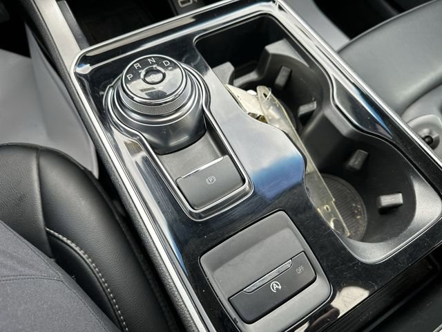 Used 2020 Ford Edge SEL w/ Convenience Package image 18