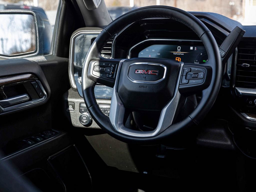 Used 2023 GMC Sierra 1500 Elevation image 23