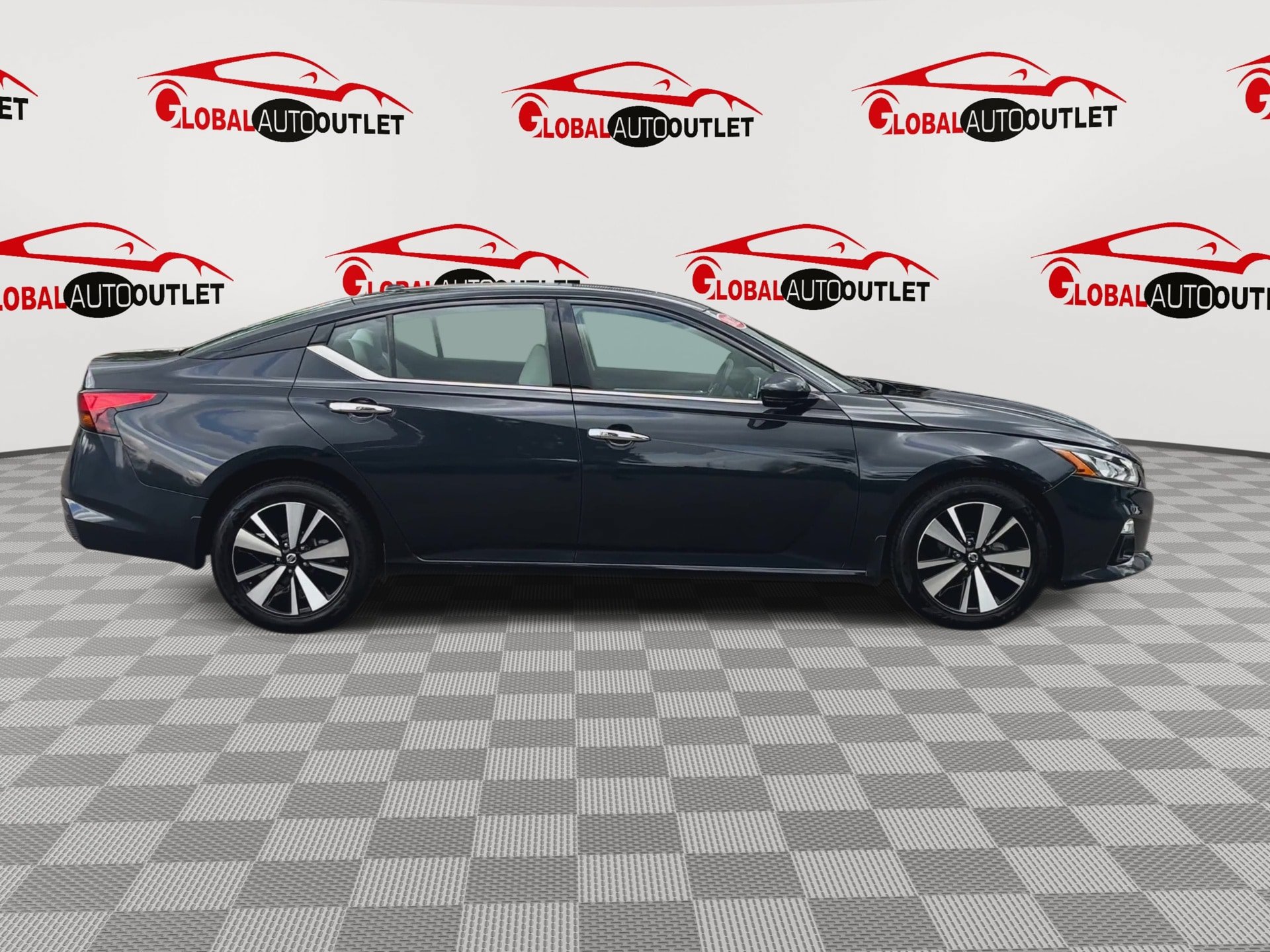 Used 2022 Nissan Altima 2.5 SL AWD/4WD image 9
