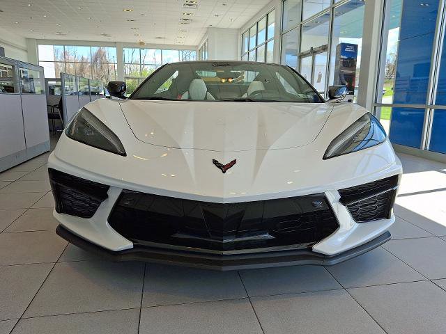 Used 2023 Chevrolet Corvette Stingray Premium Conv w/ Z51 Performance Package image 2