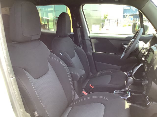 Used 2021 Jeep Renegade Latitude FWD image 37