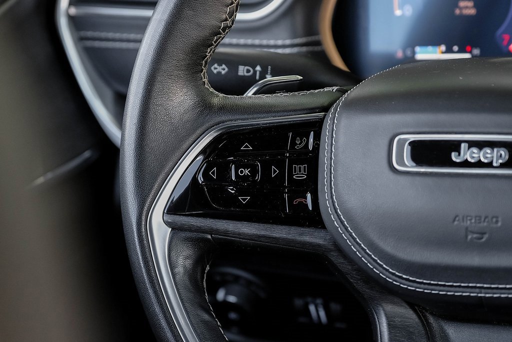 Used 2022 Jeep Grand Cherokee L Overland w/ MOPAR Finishing Package image 26