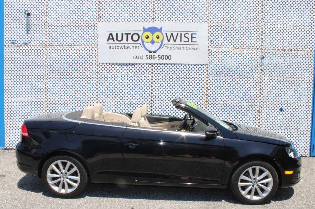 Used 2015 Volkswagen Eos Komfort FWD image 2