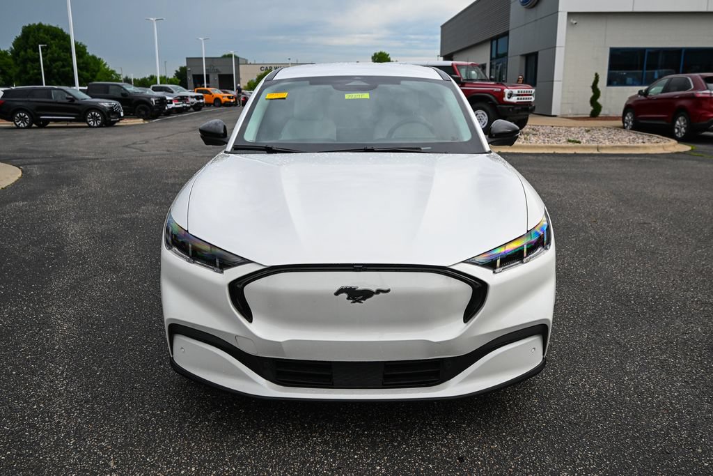 Used 2025 Ford Mustang Mach-E Premium AWD/4WD image 10